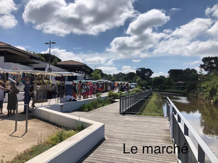 Jolie Maison Coeur De 卡布勒通 外观 照片